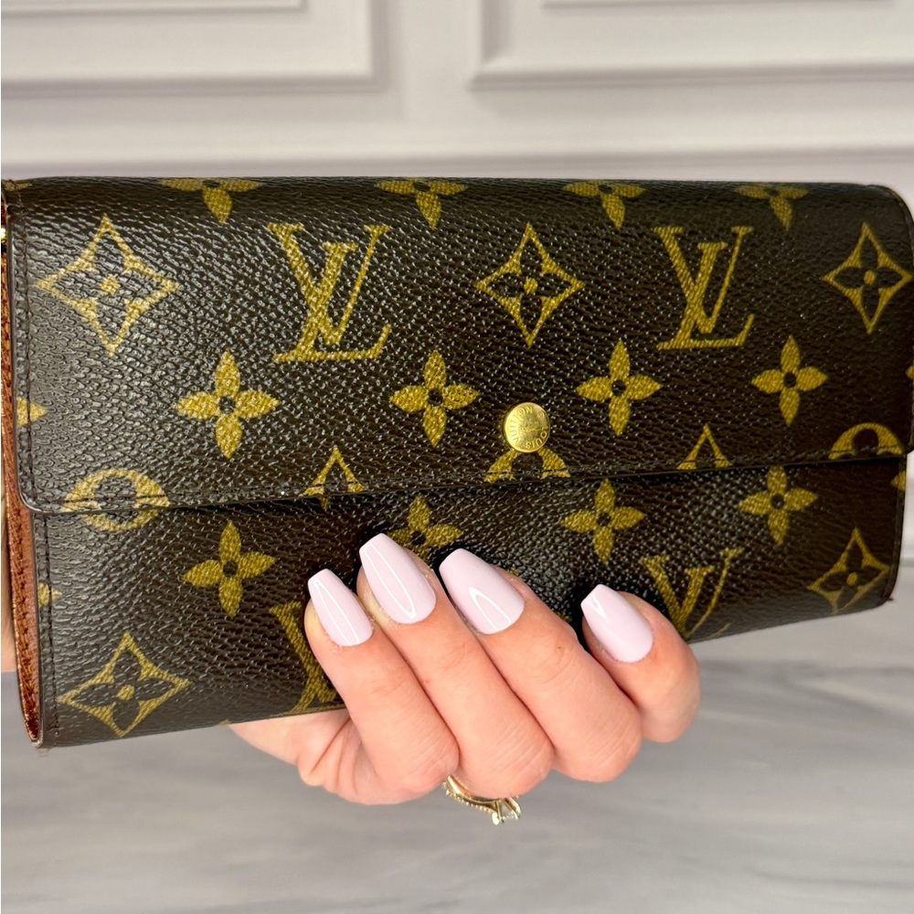 Louis Vuitton Monogram Sarah Wallet – Full Size Flap | Full Set | Vintage Icon - Picture 4 of 9